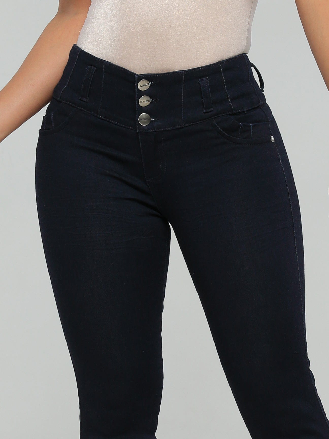 Eira Butt Lift Jeans 15351